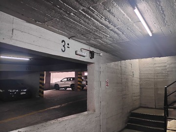 Venta / Estacionamiento / Santiago