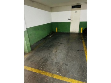 Venta / Estacionamiento / Santiago