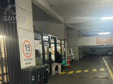 Venta / Estacionamiento / Santiago