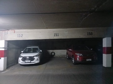 Venta / Estacionamiento / Santiago
