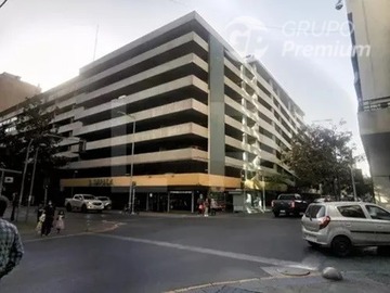 Venta / Estacionamiento / Santiago