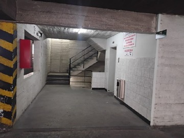 Venta / Estacionamiento / Santiago