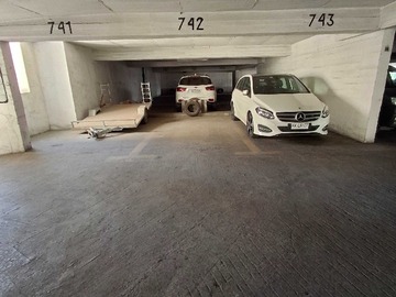 Venta / Estacionamiento / Santiago