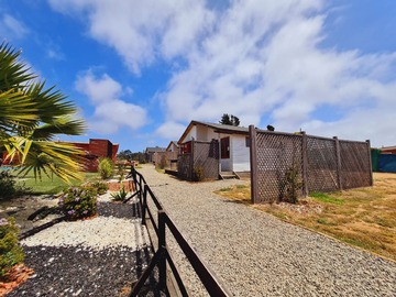 Restaurant casona Algarrobo.