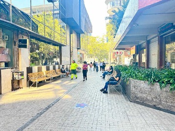 Venta / Local Comercial / Providencia