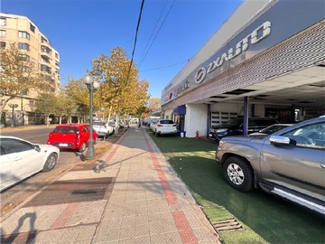 Venta / Local Comercial / Providencia