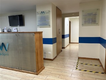 Venta / Local Comercial / Providencia