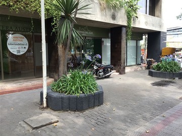 Venta / Local Comercial / Providencia