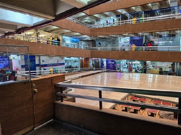 Venta / Local Comercial / Providencia