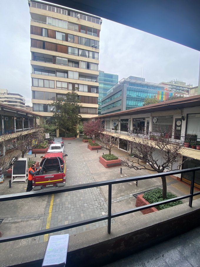 Fachada Edificio Estacionamientos