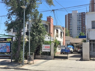 Venta / Local Comercial / San Joaquín