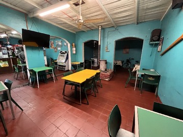 Venta / Local Comercial / Santa María