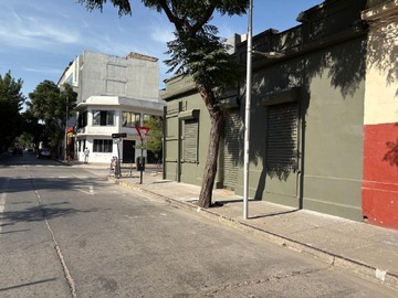 Venta / Local Comercial / Santiago