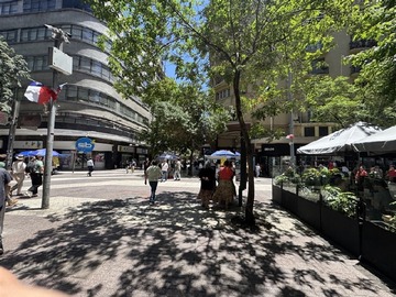 Venta / Local Comercial / Santiago