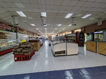 Venta / Local Comercial / Victoria