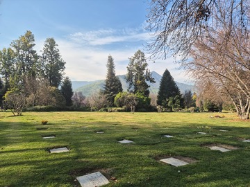 Venta / Lote de Cementerio / Huechuraba