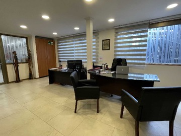 Venta / Oficina / Independencia