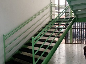 Acceso a escalera 1° piso