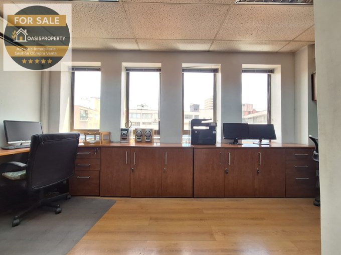 FRONTIS ESCRITORIOS DE TRABAJO