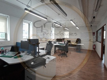 Ampli sala de trabajo