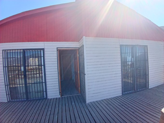 Vista frontal desde la terraza anterior