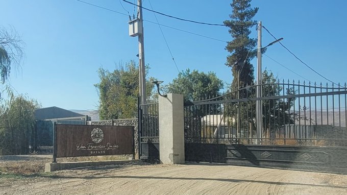 ENTRADA CONDOMINIO