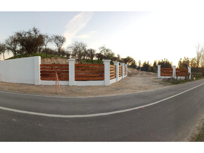 2 portónes de ingreso controlado