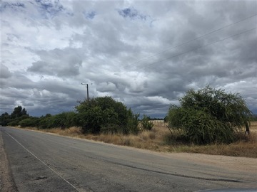Venta / Parcela / Linares