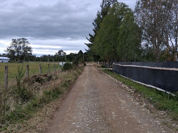 Acceso camino vecinal