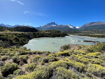 Fotografía desde la propiedad, vista al Cerro Castillo