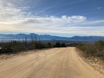 Camino acceso al terreno