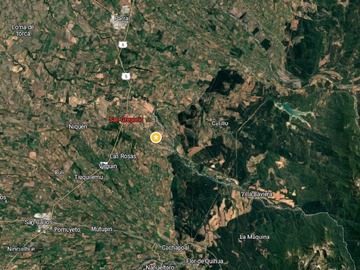 A pocos minutos de Parral y San Carlos.