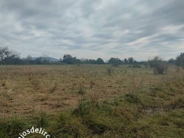 Venta / Terreno Agricola / Retiro
