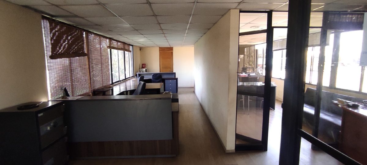 VISTA OFICINA INTERIOR