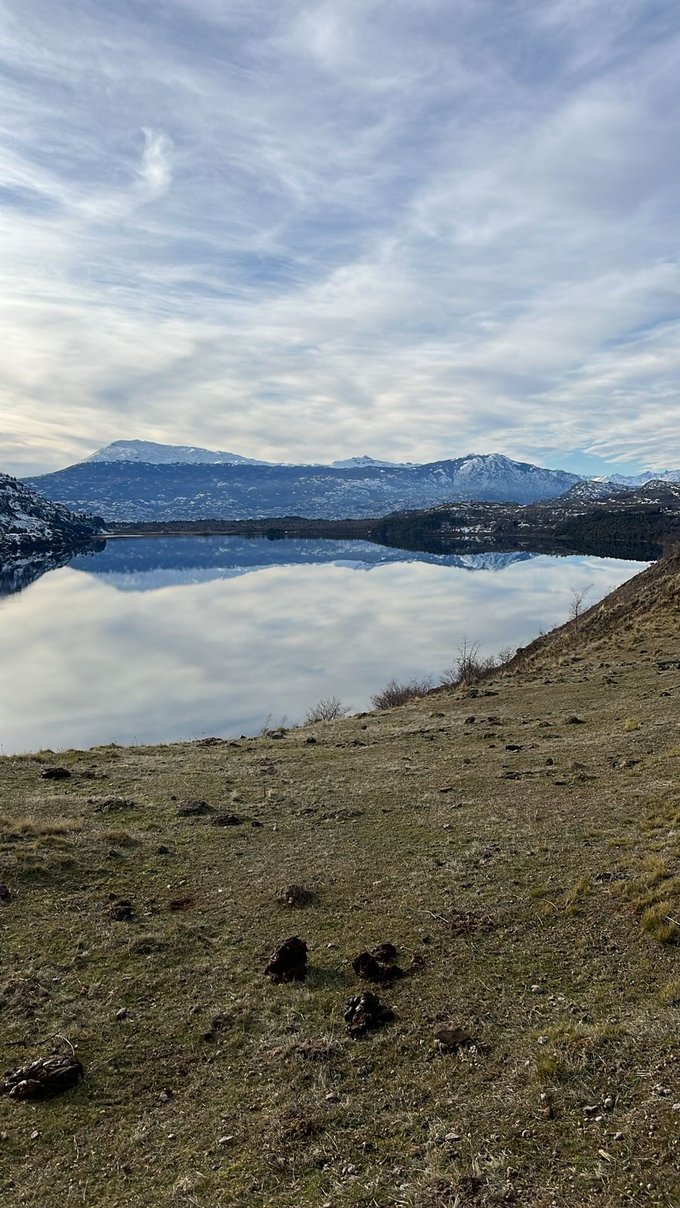 Foto del Lago Esmeralda minutos caminando.