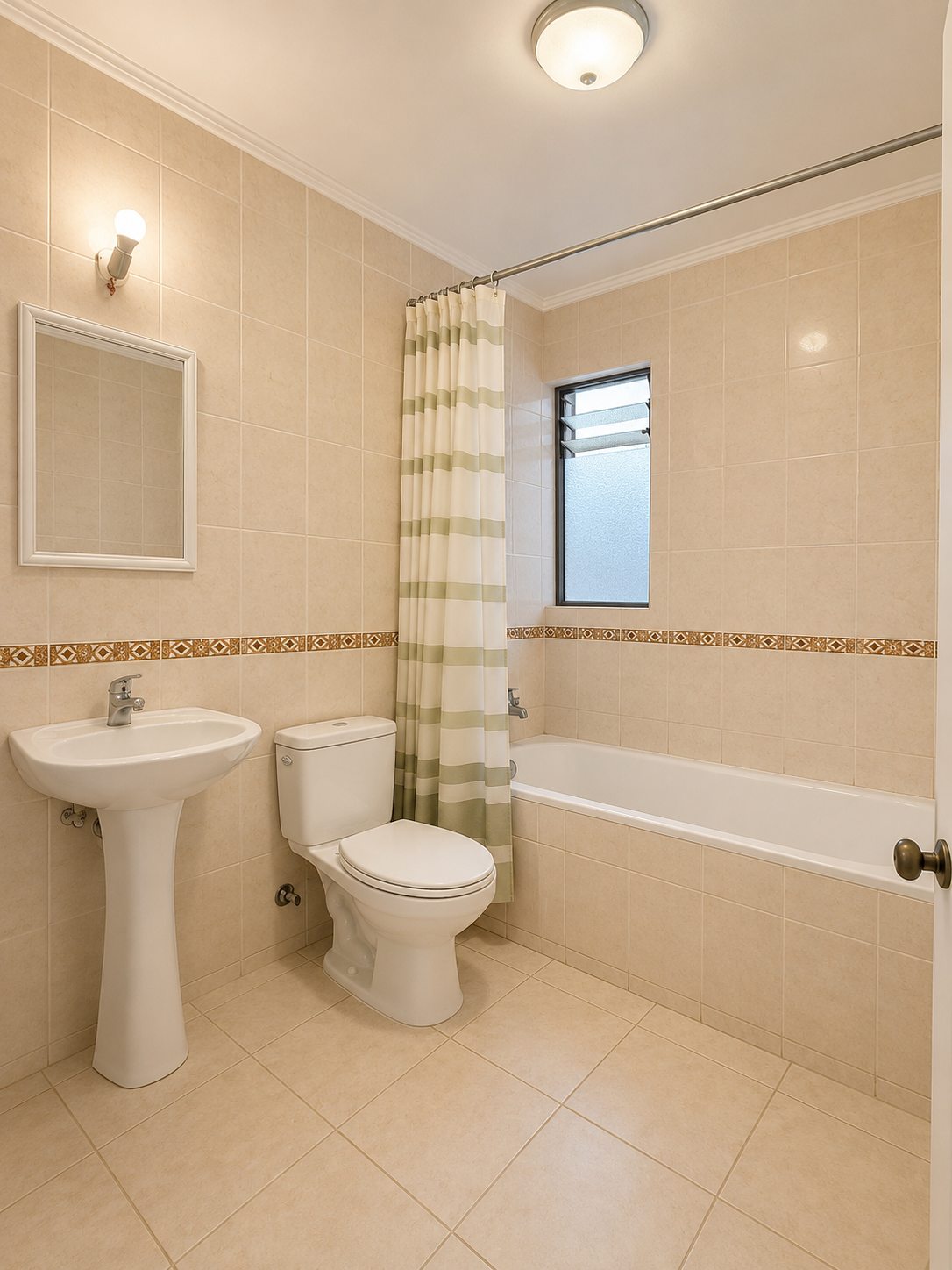 BAÑO PRIMER PISO 