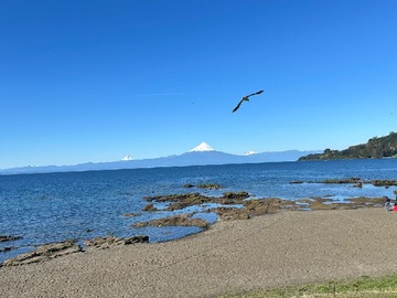 Lago Llanquihue, vista volcanes