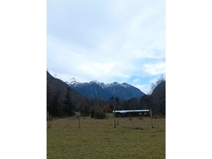 Lindisímas parcelas con vista al volcán Villarrica y a los Sebastianes.