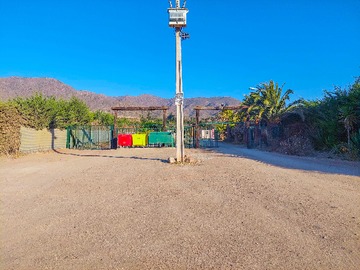 Venta / Terreno / Vicuña